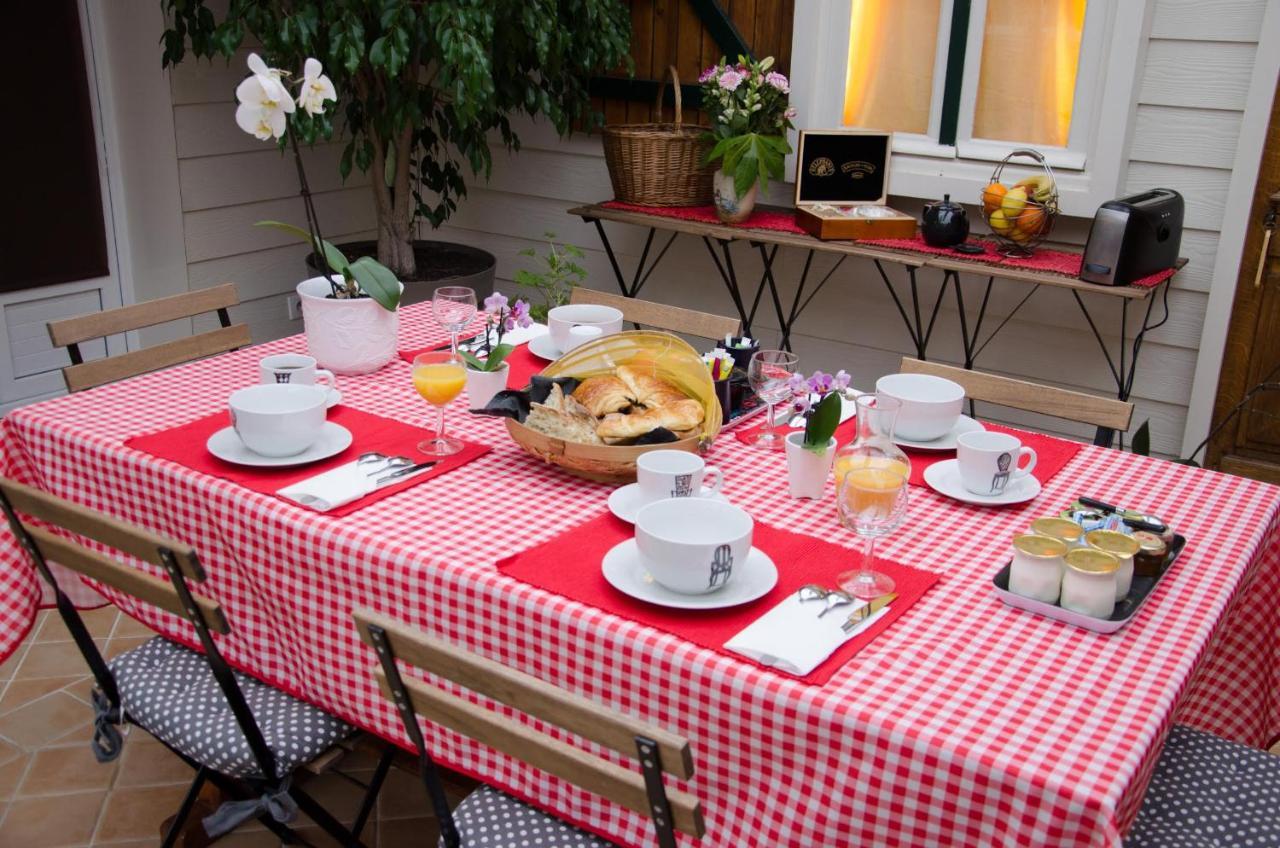L'Isle De France Bed and Breakfast Conflans-Sainte-Honorine Exteriör bild