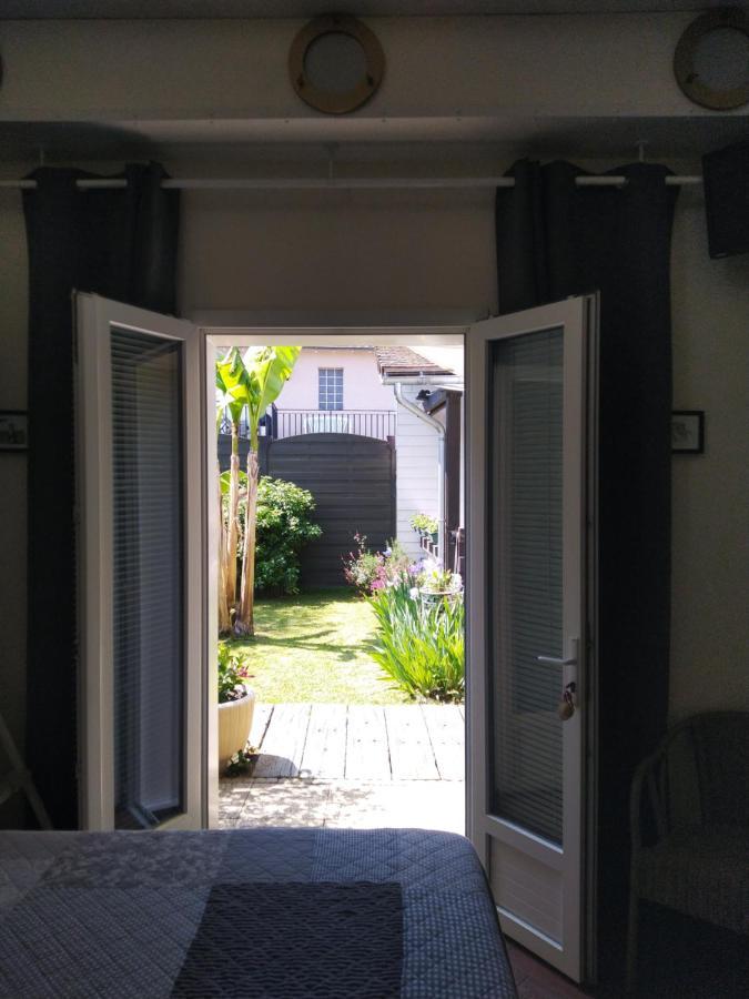 L'Isle De France Bed and Breakfast Conflans-Sainte-Honorine Exteriör bild